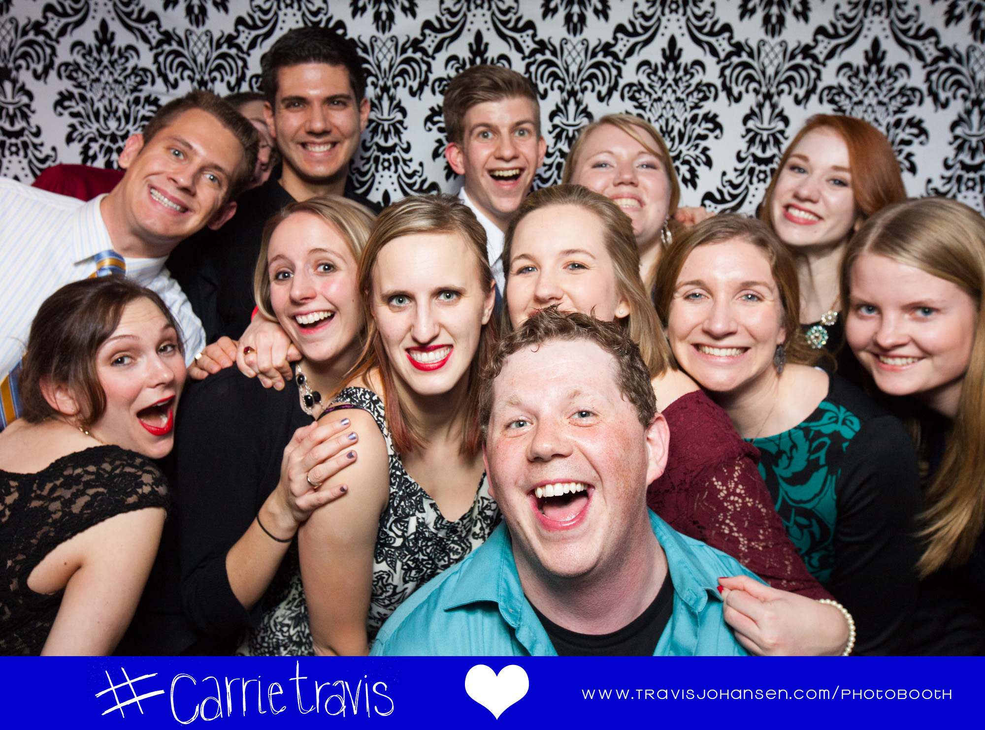 Group friendly photobooth MN based